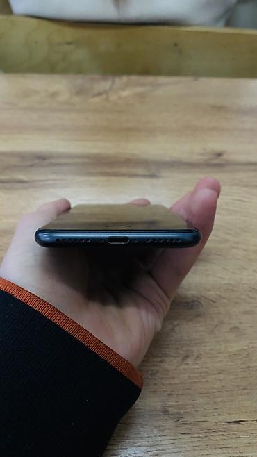 Apple iPhone: IPhone 8, Б/у, 64 ГБ, Jet Black, Чехол, 88 % — 5