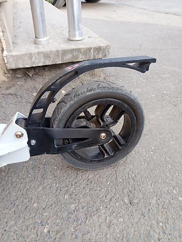 Samokatlar: Şəhər üçün mexaniki skuter - Model üzərində “Urban Scooter” yazısı - — 7