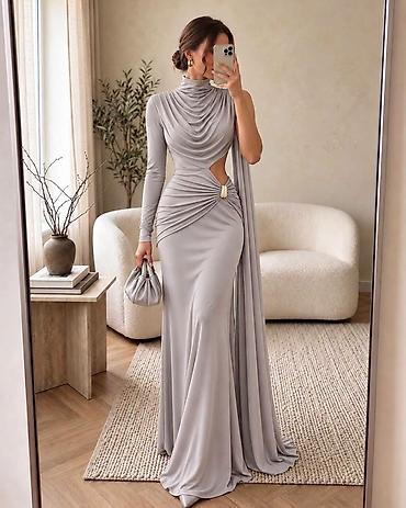 dugacke haljine: Haljina: 3300 dinara
S M L Xl — 5