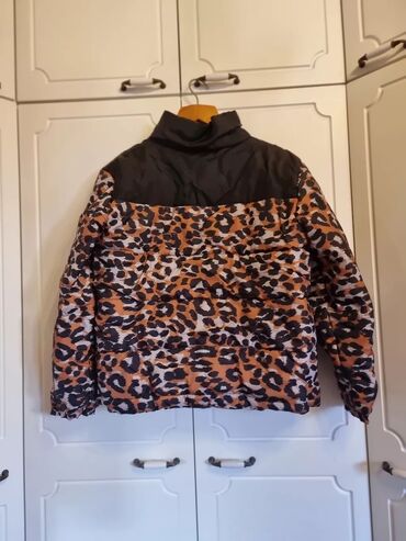 tek qas qizil uzukler: Puxovik kurtka, Asos, L