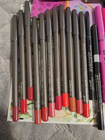 Šminka: Set kozmetičkih proizvoda – mirisi i ajlajneri/kajal - Parfem MRS — 9