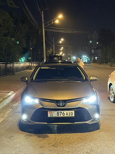 toyota kamry: Toyota Corolla: 2021 г., 1.8 л, Автомат, Гибрид, Седан — 6