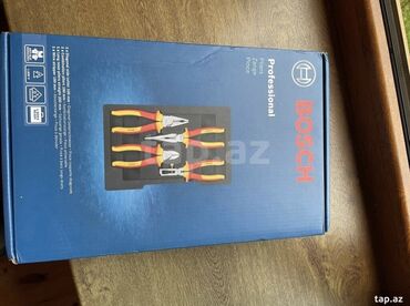 ağ lay: Bosch Professional 1000V izolyasiyalı kəlbətin dəsti Təsvir: -