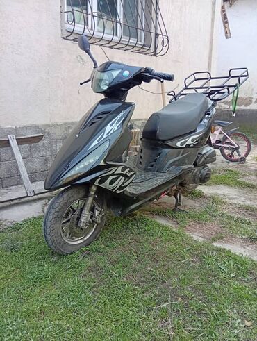 Скутеры: Скутер 125 куб. см, Бензин, Б/у