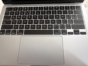 2.el macbook: Apple MacBook Air 13" (M4 çip) - Prosessor: Apple M4 - Ekran: 13.6" — 2