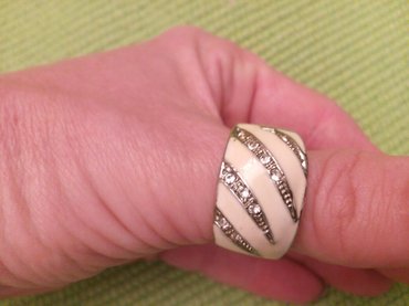 ogrlica mindjuse prsten ceo komplet vredi: Prsten vel. 6,5