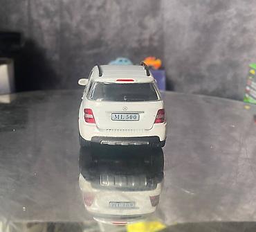 Avtomobil modelləri: Коллекционная модель Mercedes-Benz ML500 W164 white 2007 DeAgostini — 6