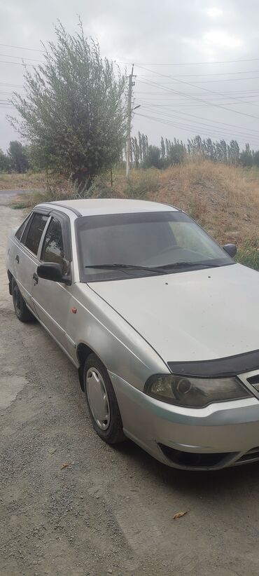 диска на степвагон: Daewoo Nexia: 2010 г., 1.5 л, Механика, Бензин, Седан