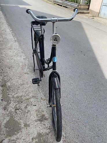 bas gitara sa zvučnikom: Gradski bicikl Cumberland – klasičan holandski stil - Ram sa niskim — 3
