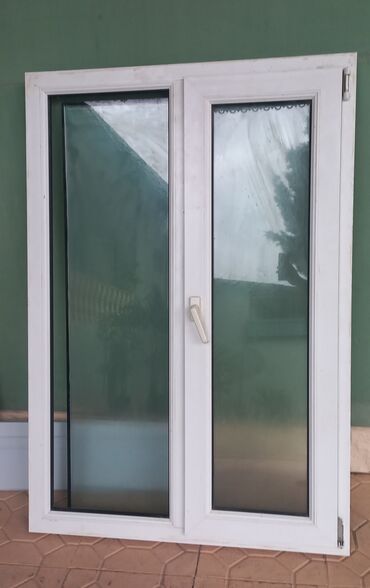 Plastik pəncərələr: İşlənmiş İki qat şüşə paketi Plastik pəncərə, Еni: 103 sm, Uzunluğu: 150 sm