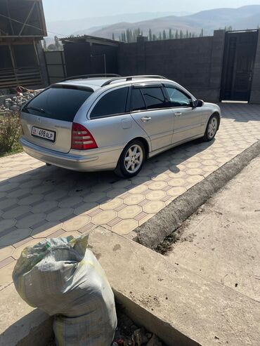 Mercedes-Benz: Mercedes-Benz C‑Class универсал (W203), серебристый цвет. Кузов: - — 4