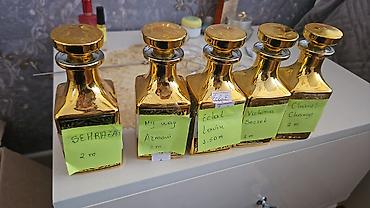 gucci rush: Qızılı naxışlı şüşə qablaşdırmada ətir yağları kolleksiyası Məhsul — 3