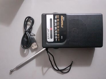 kohne radio: Mini Radio Yenidir. Həm Saat batareyası ilə işləyir həm də telefon