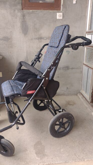 Invalidska kolica: Na prodaju neurološka kolica za decu, ispravna sve na njima — 3