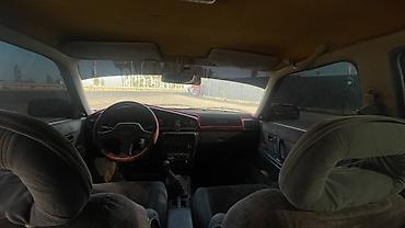 mazda 2000: Mazda 626: 1989 г., 2 л, Механика, Лифтбек — 2