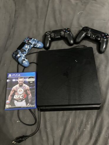 PS4 (Sony PlayStation 4): Жигиттер пс 4 сатылат ✅ Память: 1тб✅ 2 джостик оригинал✅ 2 диска:ufc3