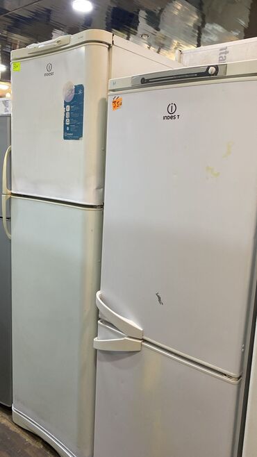 Mikrodalğalı sobalar: 2 qapılı Indesit Soyuducu Satılır, rəng - Ağ