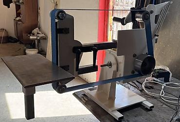 emusiya vuran aparat: Grinder 2x72. Ленточно шлифовальный станок. - Güclü elektrik mühərriki — 4