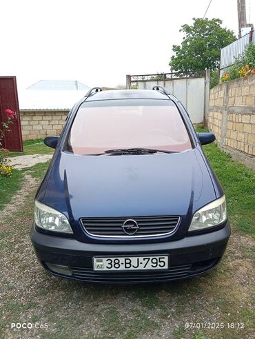 бампера гольф 2: Opel Zafira: 1.8 l | 2000 il 195000 km Van/Minivan