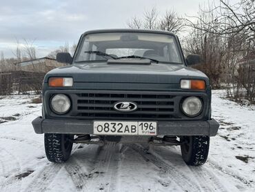 дом в колесах: Легендарный отечественный внедорожник ВАЗ 2121 (Лада Нива)