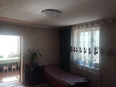 Продажа домов: Продаётся жилой дом с внутренним обустройством. - Планировка: кухня — 2