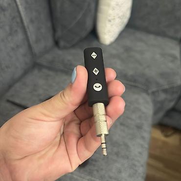 Mobil telefonlar üçün digər aksesuarlar: Avtomobil üçün aksesuarlar dəsti Dəstə daxildir: - Siqaret — 12