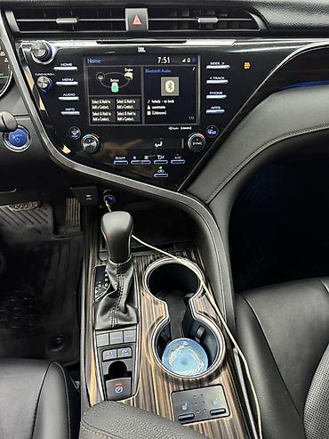 ct 200h: Toyota Camry: 2020 г., 2.5 л, Вариатор, Гибрид, Седан — 9