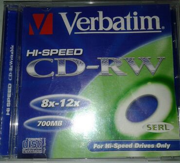 Sintezatorlar: Sintezator üçün original "Verbatim" 700MB CD-RW diskləri satılır. Bu
