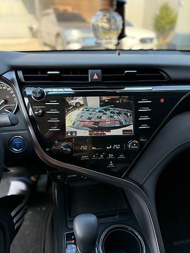 Toyota: Toyota Camry: 2019 г., 2.5 л, Гибрид — 5