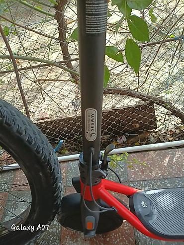 baraban yonan: Segway Ninebot elektrik skuter - Maks sürət: 25 km/s (istifadəçi — 3