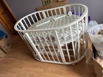 Beşiklər: Oğlan və qız üçün, Beşik