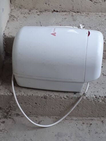 бак для воды купить в баку: Aquahot elektrik su qızdırıcısı (akkumulyator tipli, divara asılan) -