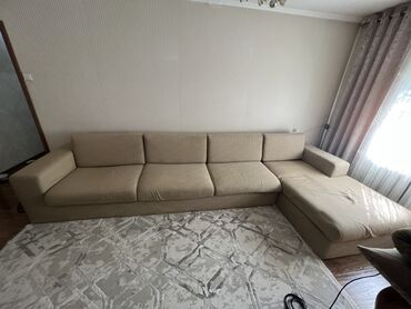 сполный диван: Угловой диван, цвет - Бежевый, Б/у