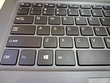 Ноутбуки и аксессуары: Hyundai noutbuk Texniki xüsusiyyətlər: - Prosessor: Intel Core — 4