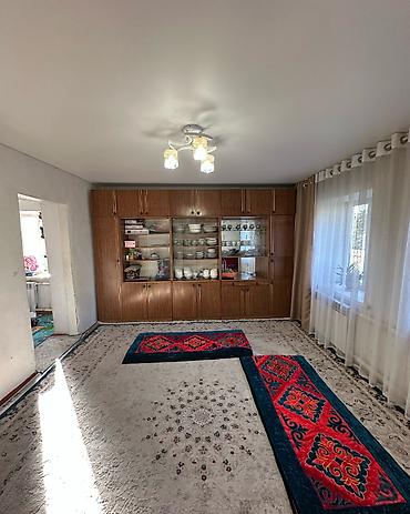 лидер: ✨ Продаётся дом в с. Сокулук ✨ 🏡 Характеристики: • — 5