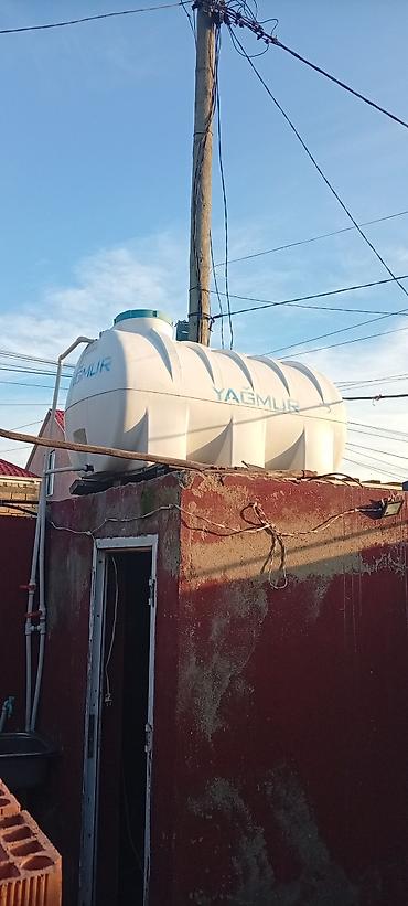 kohnə xalca satisi: Bak, Plastik, 1000 l l, İşlənmiş, Ünvandan götürmə — 1