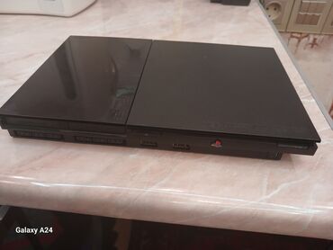 сколько стоит playstation 2: PlayStation 2 normal işlək vəziyyətdədir iki ədəd öz pultunnan savayi