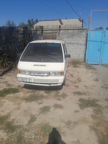 Nissan: Nissan Vanette: 1991 г., 2 л, Механика, Бензин, Минивэн