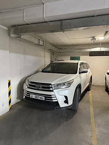 geeli coolray: Toyota Highlander: 2019 г., 3.5 л, Автомат, Бензин, Кроссовер — 6