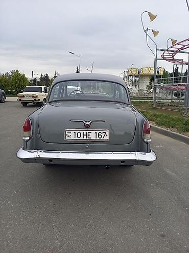 QAZ: GAZ-21 “Volqa” klassik sedan - Kuzov: 4 qapılı sedan, boz rəng, xrom — 4