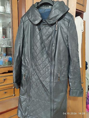Пальто, Осень-весна, Длинная модель, На молнии, 4XL at lalafo.kg Пальто, Осень-весна, Длинная модель, На молнии, 4XL