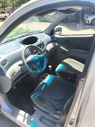 e klass: Toyota Yaris Verso: 2001 г., 1.3 л, Механика, Бензин, Универсал — 5