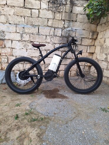 Monotəkərlər: İşlənmiş Elektrik velosipedi 29", sürətlərin sayı: 32, 350-500 Vt, Ünvandan götürmə