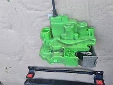 tabla u autu: ALFA MITO ELEKTRONSKA BRAVA | Alfa mito elektronska brava u vratima — 3