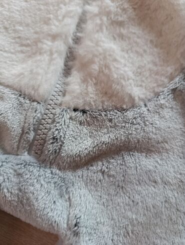 Ostala dečija odeća: Novo za bebu 6-9m (74)
Bluezoo 
mekano, nezno,predivno — 8