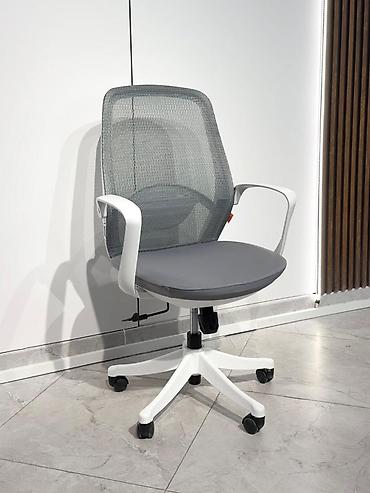 herman miller: Офисное кресло, Новый, С колесиками, цвет - Серый, Бесплатная доставка — 1