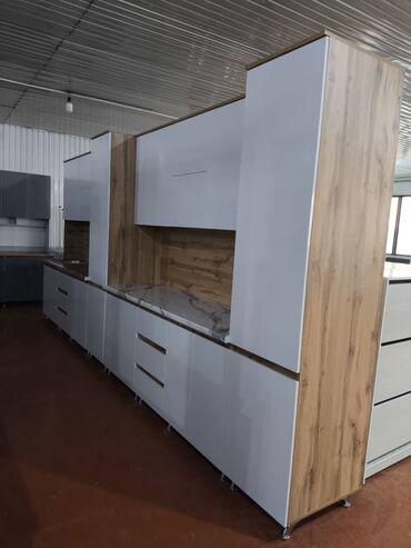 Кухонные гарнитуры: Мебель для кухни и гостиной - Кухонные гарнитуры нескольких — 16