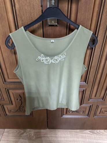 Sviterlər: 10 azn Razmer S/M — 26