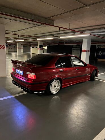 BMW: BMW 3 series: 2 l | 1996 il Sedan — 4