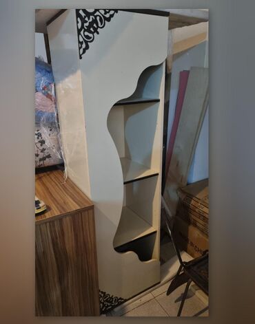 сифон: Skaf şüşəsi yoxdur. Basqa tam saglamdir. Qiymet 40 azn Unvan Xirdalan